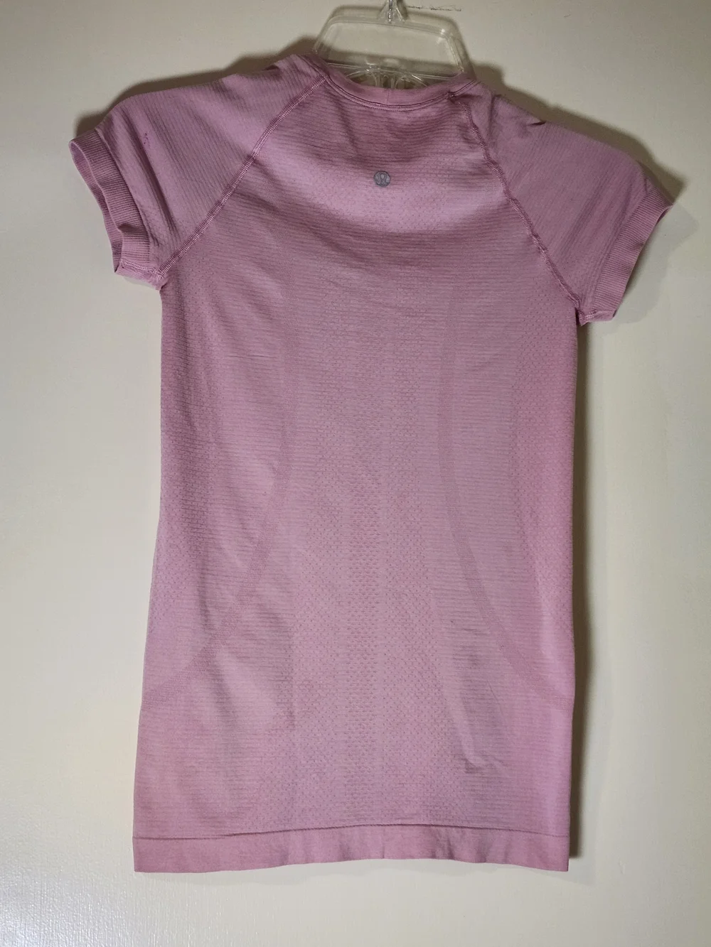 lululemon athletica Light Pink Short Sleeve Athletic Tee